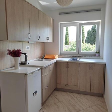 Three Lions Apartment Number 2 Пула Екстер'єр фото