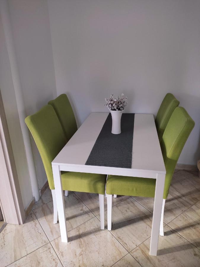 Three Lions Apartment Number 2 Пула Екстер'єр фото